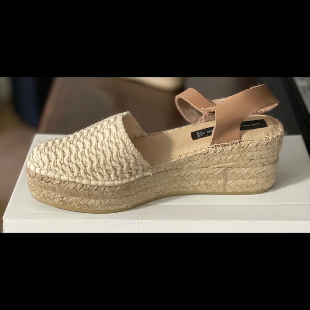 Women shoes